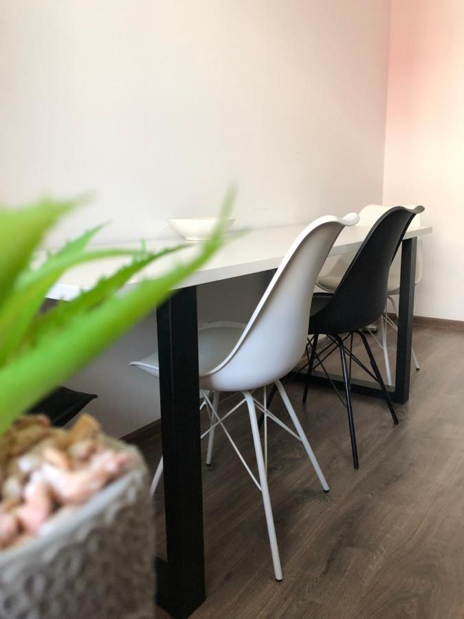 Max Apartament Brasov Exterior photo